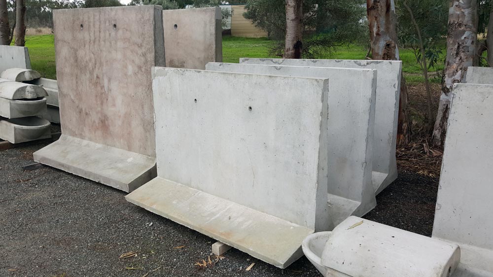 Action Solution Precast Concrete Products Example: Precast Concrete Retaining Walls 